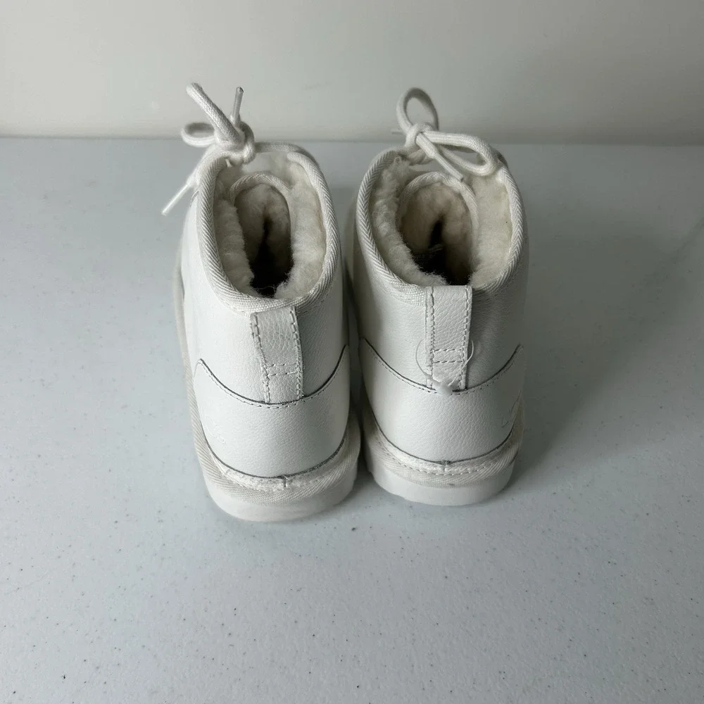 UGG Neumel Chukka Ankle Boots Men's 6 Womens 7.5 White Leather 1133777